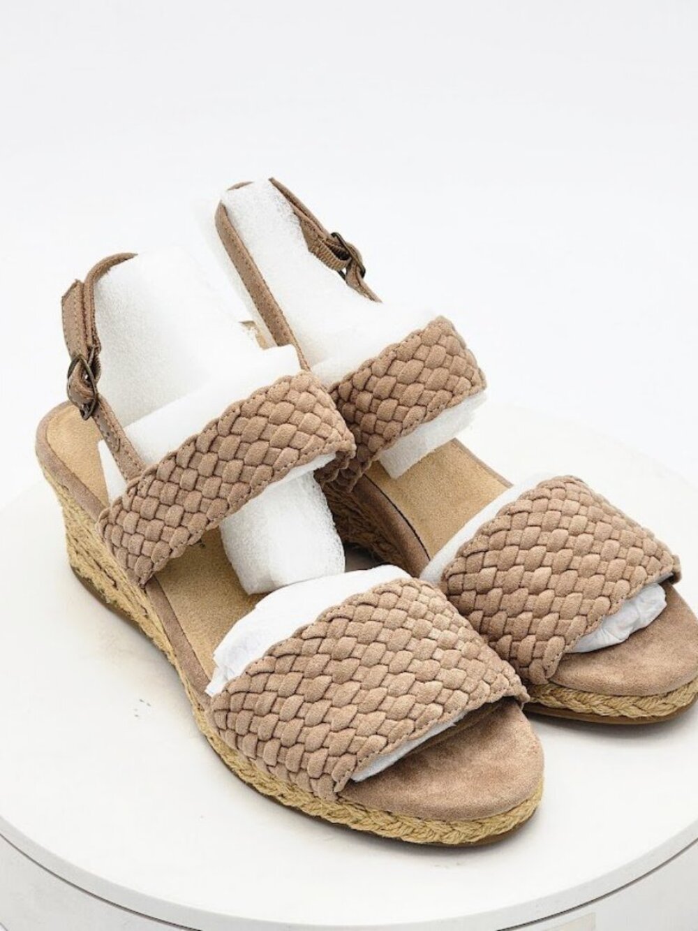 Bella Vita Mariella Almond Suede Espadrille Wedge Sandals Women’s Size 8 N